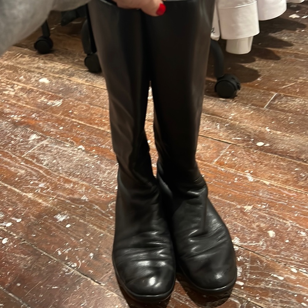 Prada boots size 37 1/2